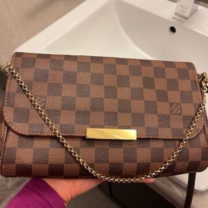 Authentic Louis Vuitton Favourite MM size
